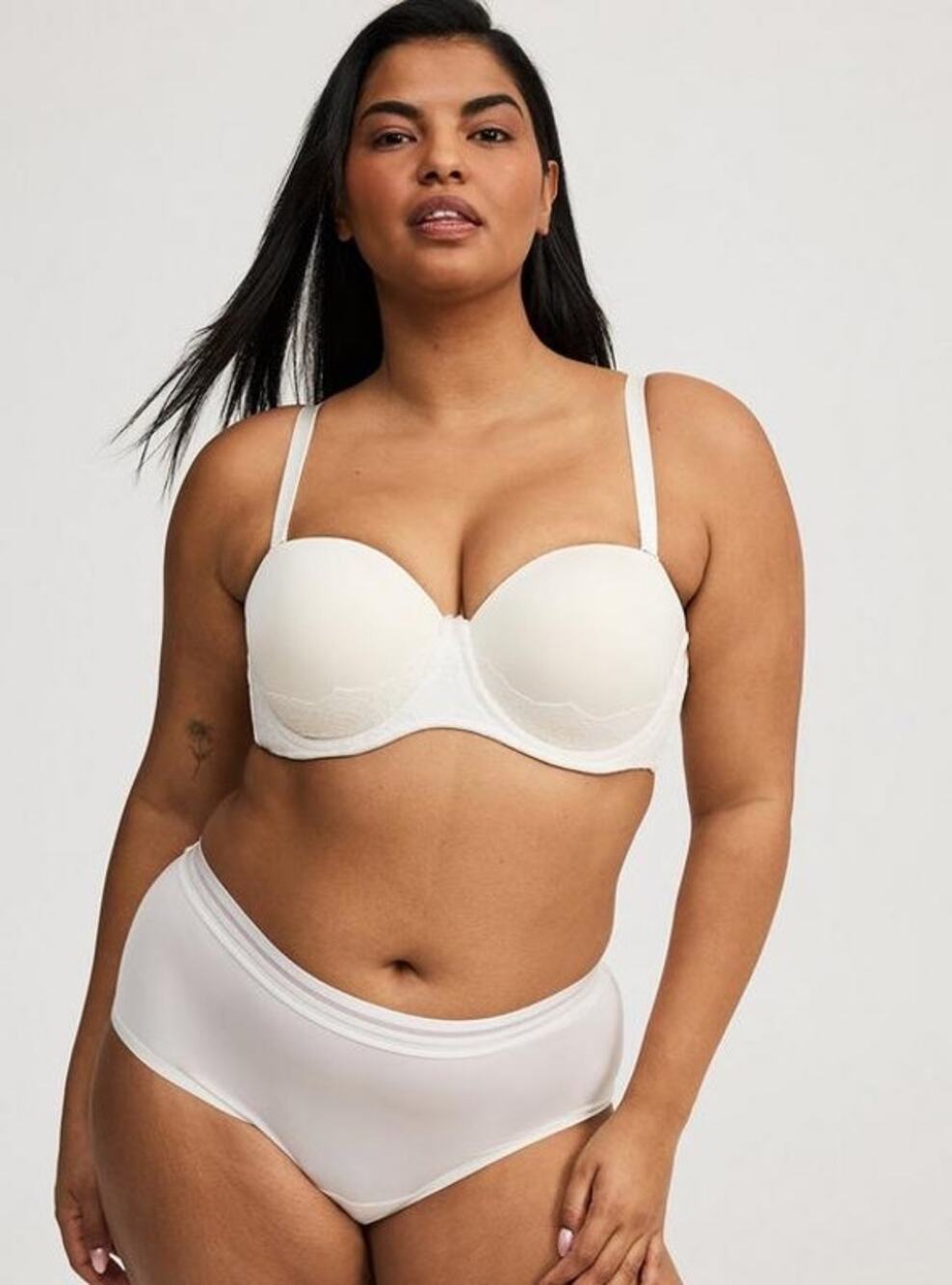 Torrid Curve Bombshell Everyday Convertible Bra Size 42DD